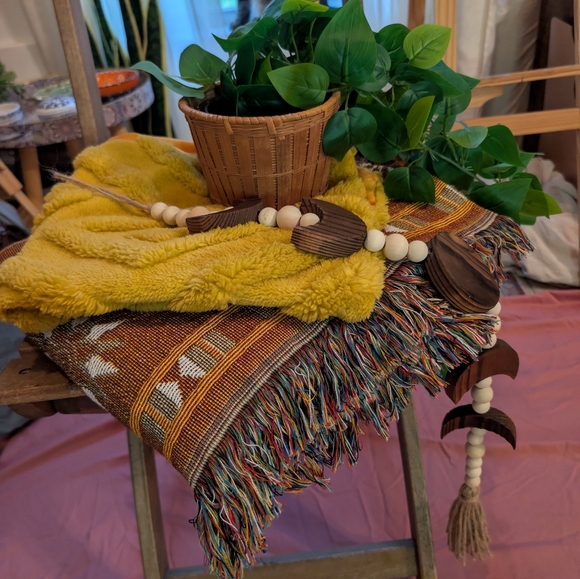 Home Decor Bundle ☀️🌻 - Picture 6 of 9